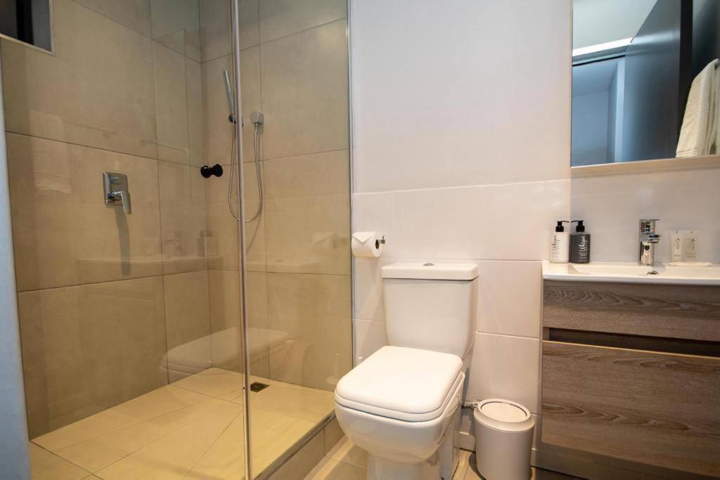 Cosy 1 Bed In Sea Point The Ivory