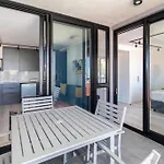 Cosy 1 Bed In Sea Point The Ivory
